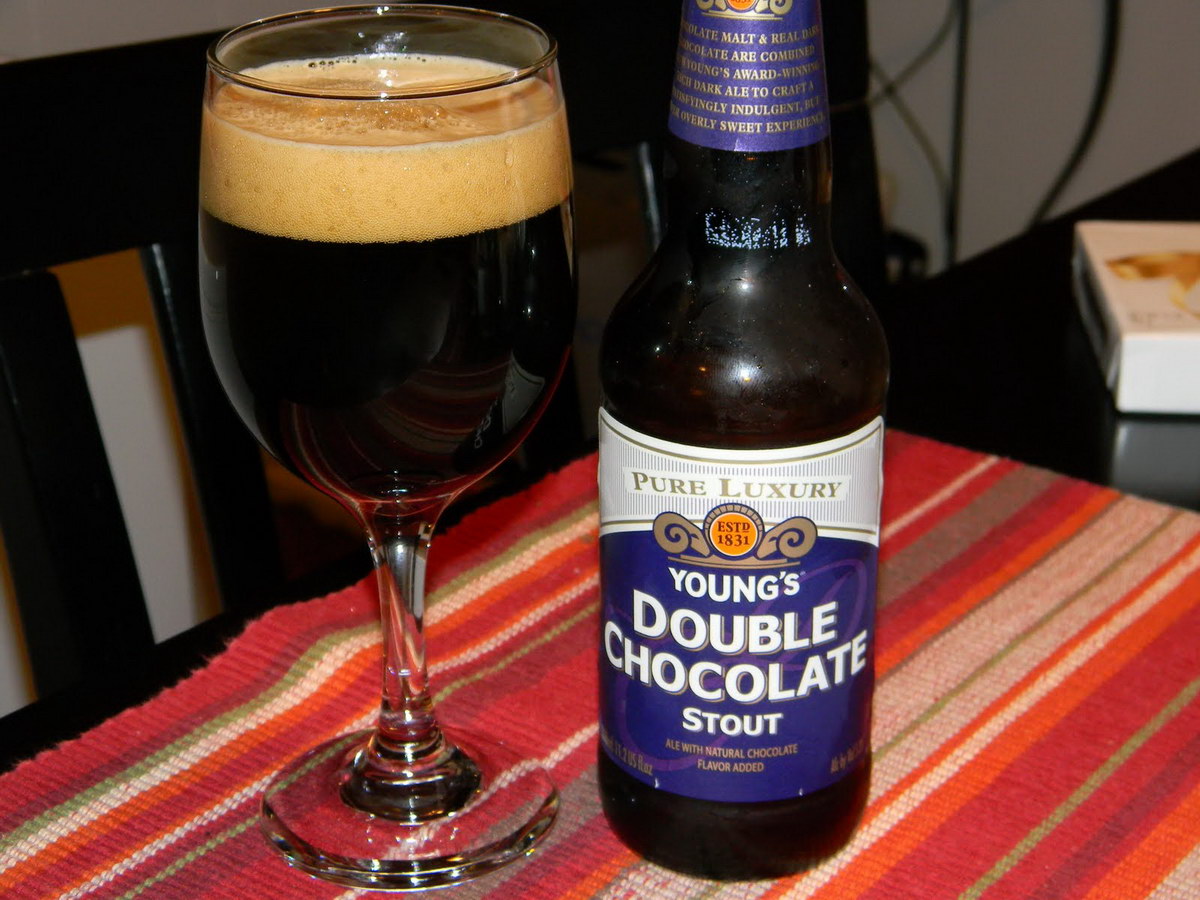 Young_Double_Chocolate_Stout.jpg