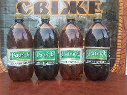 Пиво Patrick из Закарпатья в бутылках