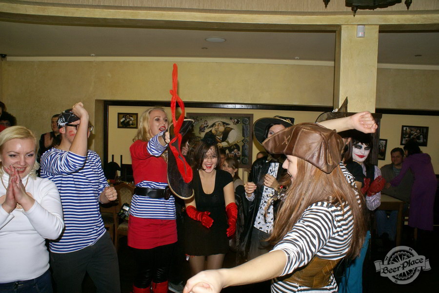 Halloween | Хэллоуин 2011. Паб Рыжая Корова. Трио Йо-хо-хо