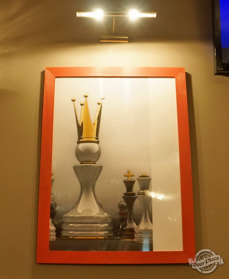 Обзор паба-ресторана Короли Колбас и Пива. Короли и королевы