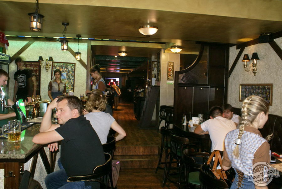 Обзор Лаки Паб | Lucky Pub. Фото. Первый зал. Барная стойка