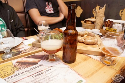 Дегустация домашнего пива Пшеничное и Биттер от Yuri