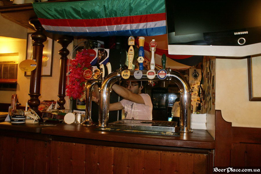 Обзор Sepia Pub | Сепия паб. Киев. Фотографии. Барная стойка