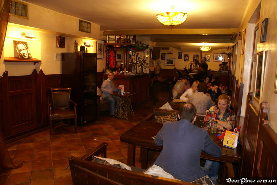 Обзор Sepia Pub | Сепия паб. Киев. Фотографии. Первая часть зала