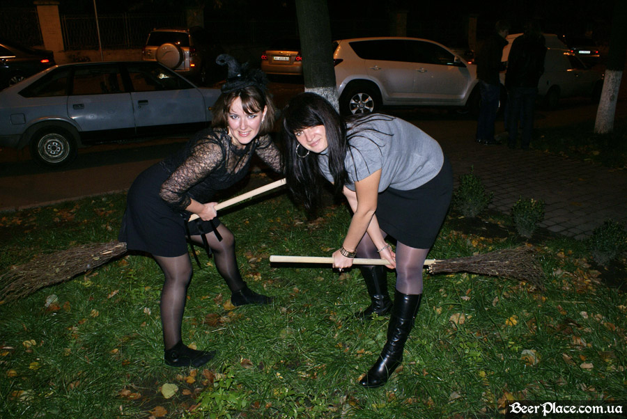 Хеллоуин 2010 в АУТ ПАБе. Фото. Шабаш